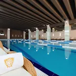 منتجع Premium Wellness Institute 3*