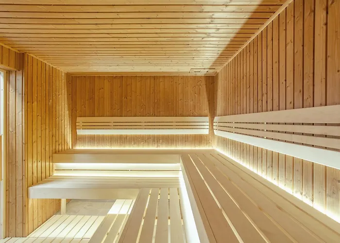 Premium Wellness Institute 3* بوخارست